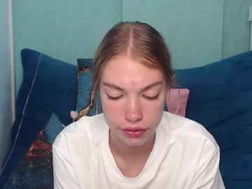 Cassiedii, 20 years old, ? Happy Stream ? [935 tokens left] #nonude , #shy , #new , #blonde , #joi, webcam photo