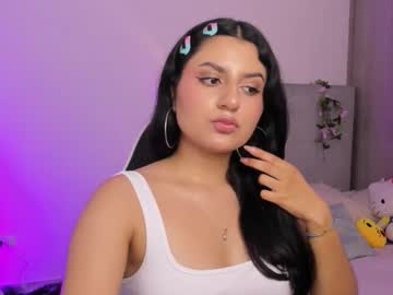 Squirting cam girl Cassiopea__ age 19 yrs live now