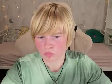 Cattie__, 18 years old, GOAL: BEST FIRST DAT [999 tokens remaining] Welcome to my room! #feet #blonde #nonude #shy #new, webcam photo