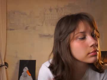 Caylaplair, 18 years old, Goal: should i take off my jeans?:) Hello guys, im Laurena and im #new and #shy model on CB #Bigtits #18 #skinny [0 tokens remaining], webcam photo
