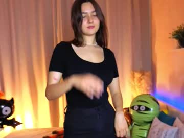 Celeste_glow, Welcome Im Veronika the new model CB #shy #nonude #cute #skinny #new #dance Goal:eye-to-eye contact [61 tokens remaining], webcam photo