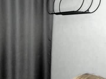 Live cam boy Charl0tteanderson – Hot Male Cams