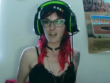 Squirting cam girl Charlee_jean age 35 yrs live now