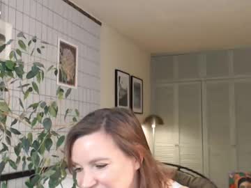 charline_foxtail - Live EU Performer