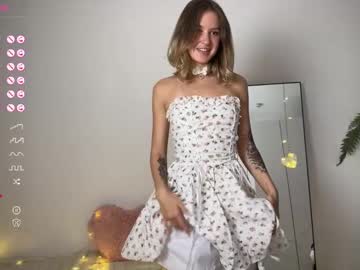 charming_melodii - Live EU Performer