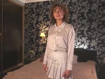 Chasitykolenda, 18 years old, #new Goal: I'm a little shy... but I'll look into your eyes for a moment #shy #natural #skinny #18 [39 tokens remaining], webcam photo