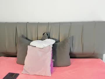 Cheerlynn, 22 years old, GOAL: riding dildo+ finger in the ass [298 tokens remaining] ?GOAL SQUIRT LEGGINGS ?:300? #daddy #hairy #skinny #bigass #18, webcam photo