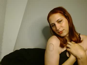 Chewygummy, Chewygummy's room Hey i am  #new #newmodel #milf #redhair #shy  Lets see what cumes, webcam photo