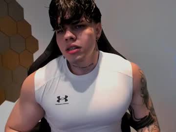 Muscle cam star Chris_cooperr, 23 yrs