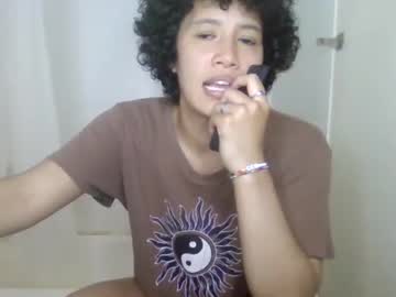 Hairy cam model Chunkiiluvrs, 25 yrs live now