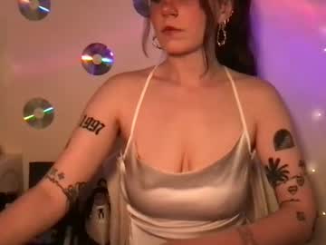 cinnamonpeaches's Profile Image