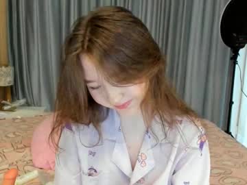 clarity_yumi - Live Performer