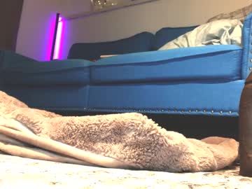Squirting cam girl Cnbabyk age 35 yrs live now