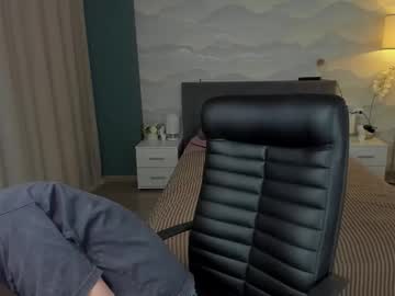 Cole_gold, 25 years old, Cum show [2000 tokens left] #twink #muscle #cut #bigdick #new, webcam photo