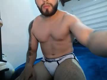 Muscle cam star Colombianlion, 21 yrs