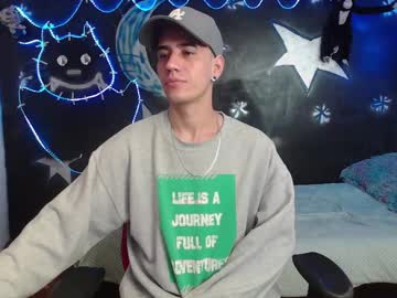 Live gay cam model Colombiano_o26 yrs streaming now in HD