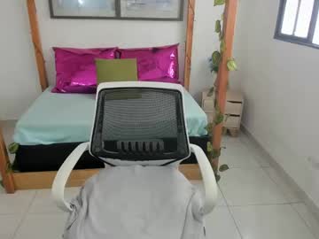 conie_love69 - Live EU Performer