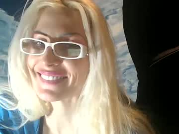 Catch me live as Couplepvt, age 36 yrs in premium male cam shows