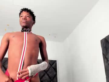 Live gay cam model Criis_brownn_21 yrs streaming now in HD