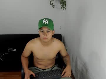Hairy cam model Cruzven, 20 yrs live now