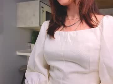 Cumiila, 18 years old, my 1 day in cb Goal: Ask me to dance     #new #shy #cute #young #18 [0 tokens remaining], webcam photo
