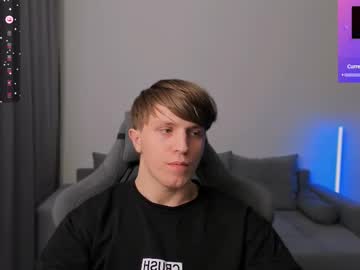 Live twink cam Curtis_crew, age 21 yrs nude and streaming