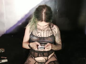 Feet Cams Live model Cybertrouble_, age 26 streaming Foot Fetish VR