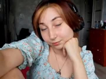 Cynthiacalemine, 18 years old, Goal: Sexy cleavage view close to camera - I'm Lexie, a little #shy about my #bigboobs because I'm #18, I'm the #young #new girl here [8 tokens remaining], webcam photo