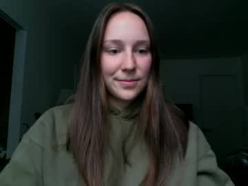 Daddysssgoodgirl21y • at ur dads • public
