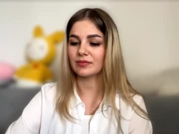 Daleskafidas, 18 years old, Goal:    stand up Hello guys ^my name is  Bella   ?Welcome to my room ?^ #new #shy #natural #18 #bigboobs [44 tokens remaining], webcam photo