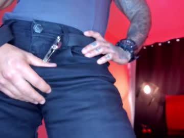 Muscle cam star Damian_knight_, 27 yrs