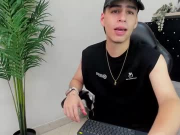 Danteposada, 20 years old, GOAL: Cum Show [1111 tokens remaining] Welcome to my room! #18 #new #latino #bigcock #cum, webcam photo