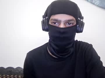 Hairy cam model Darkbud03 live now