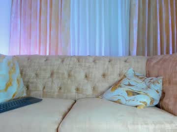 Catch me live as Davidaponte017, age 23 yrs in premium male cam shows