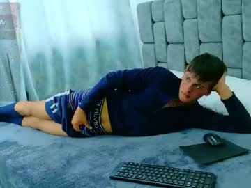 Deibyck19_astrom, 22 years old, show dick 10 minutes  #18 #cum #new #latin #feet #teen #c2c #gay [100 tokens remaining], webcam photo