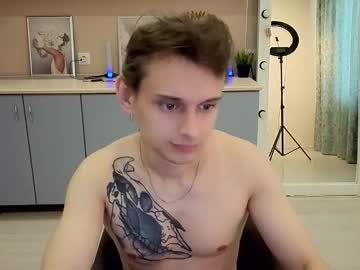 Live cam boy Denidevito10, 21 yrs – Hot Male Cams
