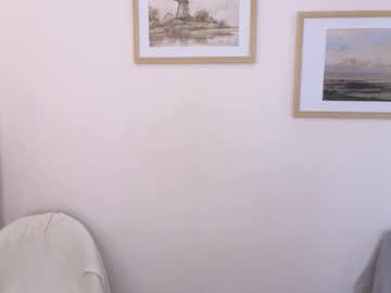 Denise_moore, 18 years old, premium PVT only ? goal is to lower my shorts to make panties visible #18 #shy #natural #teen #new [69 tokens remaining], webcam photo