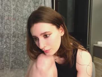 Dennaoutland, 18 years old, Goal:” Stroking shoulders” Hey I’m here #new and #shy #cute #young #18 [31 tokens remaining], webcam photo
