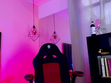 Dereck_sm1th, 19 years old, GOAL: OIL SHOW [9 tokens remaining] Welcome to my room! #new #latino #bigcock #skinny #18, webcam photo