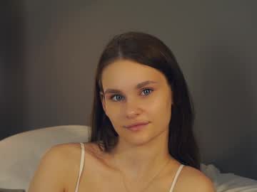 Diablobae, 18 years old, Hey? My name is Lily, I'm #new here #shy # #bigboobs #18 #teen Goal: Let's make my lips close to the camera [0 tokens remaining], webcam photo