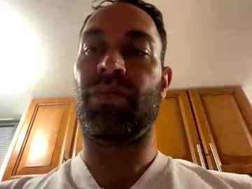 Hairy cam model Dilfofthenextdoor42 live now