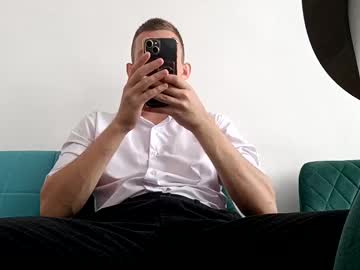 Live gay cam model Dimyanworld00025 yrs streaming now in HD