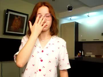 Do_you_luv_me, 18 years old, Lush inside!!! goal:????suck a dildo like your cock???? Hello, my name is Mia and I'm shining like a star! My favorite vibe 33,44,77 and 111 #sqiurt #smalltits #18 #skinny #lovense [151 tokens remain, webcam photo