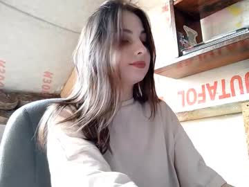 Dodoyouwanna, 18 years old, Goal:^Show my outfit ^The first steps are here .......My name is Sofi  #new #shy #18 #skinny #cute [11 tokens remaining], webcam photo