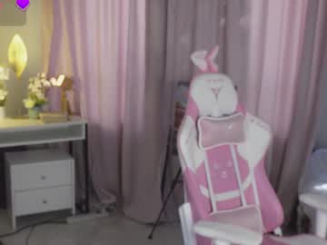 Squirting cam girl Dopyesdopdop age 18 yrs live now