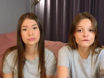 Double_tr0ub1e, 18 years old, 1st day! We are Emmy and Alice and we are very happy to meet!  #new #18 #young #bigboobs #teen  Goal: We raise T -shirts, tease the neckline and squeeze them in turn ^_^ [0 tokens remaining], webcam photo