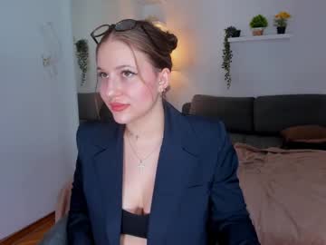 Dr3am1ng_mia, 18 years old, I connected Ferri 47,48,49,222 ?? #new #shy #feet #18 #cute?? [999 tokens remaining], webcam photo