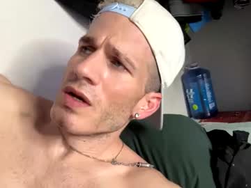 Live gay cam model Dracobate36 yrs streaming now in HD