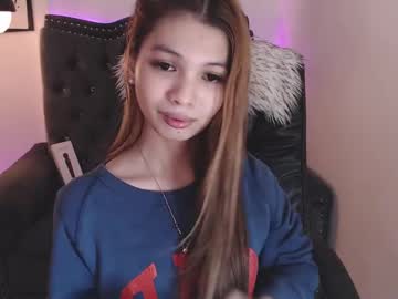 Skinny Asian cam girl Dudubear1008 | 22 yrs live in HD