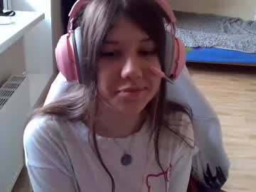 Dustimedearis, 18 years old, Send blow kiss #shy #teen #cute #new #18 [12 tokens remaining], webcam photo